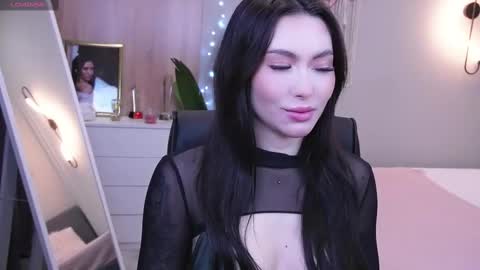 Molly online show from 02-22-25, 12:38