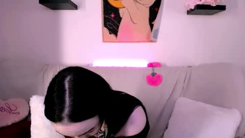 molly_kisss online show from 10-25-25, 04:31