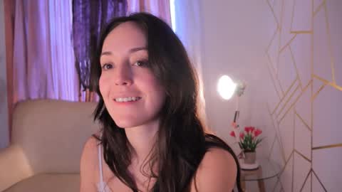 Snapshot of molly_marmalade_ chatting on 10-15-25, 01:33 MOLLY online show from 10-15-25, 01:33