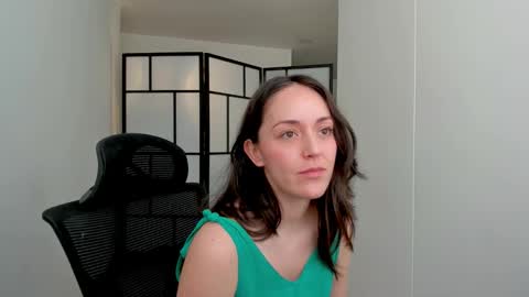 Snapshot of molly_marmalade_ chatting on 12-03-25, 04:16 MOLLY online show from 12-03-25, 04:16