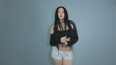 molly_millerr online show from 07-16-26, 05:08