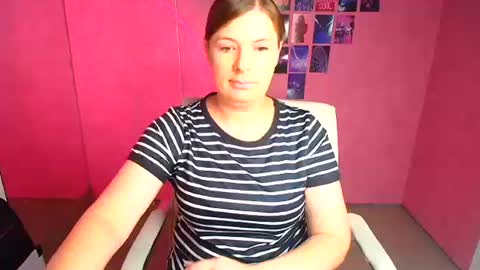 Molly online show from 07-08-26, 12:20