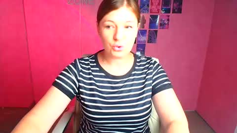 Molly online show from 07-26-26, 11:50