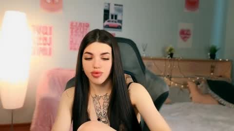 Snapshot of molly_rettyy chatting on 05-16-26, 04:42 Molly online show from 05-16-26, 04:42