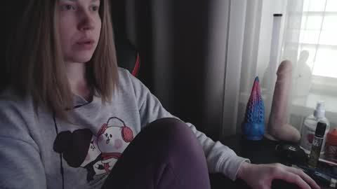 I have new photos come and see with love Molly online show from 03-08-25, 09:17