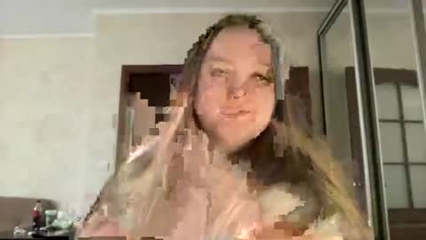Alice online show from 07-08-26, 02:54
