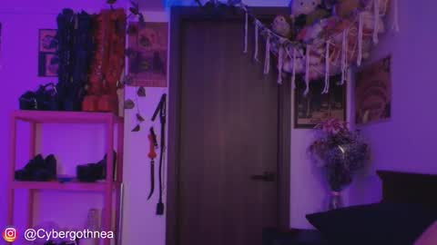 mollycrystalll online show from 03-24-26, 07:02