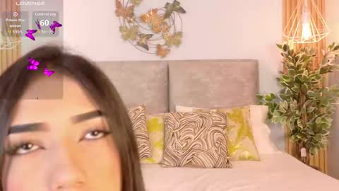 Snapshot of mollyferrer chatting on 11-23-25, 01:55 mollyferrer online show from 11-23-25, 01:55