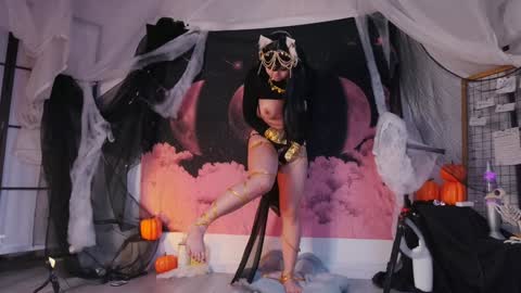 mollychan online show from 10-17-25, 05:26