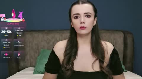 Molly online show from 11-05-25, 08:53