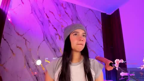 Snapshot of mollylewis18 chatting on 02-07-26, 08:34 New girl Emily Valentina Michelle online show from 02-07-26, 08:34