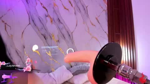 Snapshot of mollylewis18 chatting on 03-02-26, 07:15 New girl Emily Valentina Michelle online show from 03-02-26, 07:15