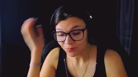  KIRA  online show from 01-16-26, 06:56