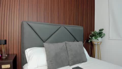 mollylove_ online show from 03-18-26, 07:06