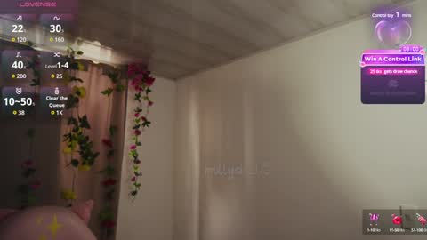 Snapshot of mollysb_05 chatting on 12-06-24, 03:55 mollysb_05 online show from 12-06-24, 03:55