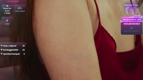 Snapshot of mollysb_05 chatting on 12-09-24, 12:34 mollysb_05 online show from 12-09-24, 12:34