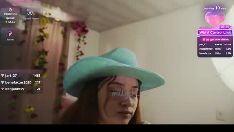 Snapshot of mollysb_05 chatting on 02-20-25, 07:52 mollysb_05 online show from 02-20-25, 07:52