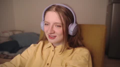 mollytucker online show from 12-20-24, 02:16