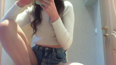 Hailey online show from 12-22-24, 08:49