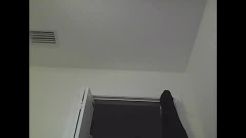 mommabearanpoppabear850 online show from 10-22-25, 10:09