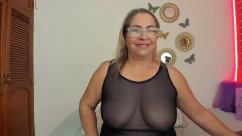 Maja online show from 12-17-24, 12:01