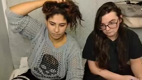 Snapshot of mommybubbles chatting on 02-26-25, 02:57 Mommy bubbles online show from 02-26-25, 02:57