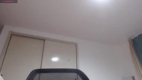 Daphne  online show from 10-13-25, 10:48