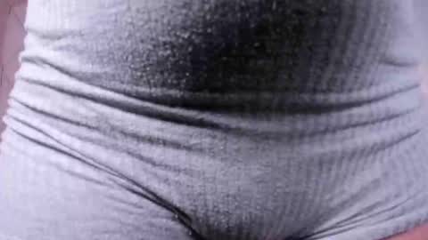 Momo  online show from 09-15-25, 09:59