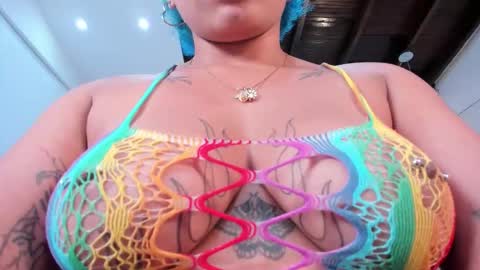 Momo  online show from 12-03-25, 10:08