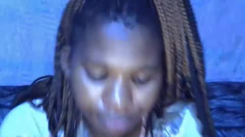 Snapshot of momsdoll chatting on 01-18-26, 03:38 momsdoll online show from 01-18-26, 03:38