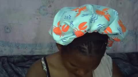 momsdoll online show from 04-23-26, 07:09