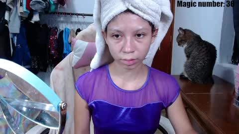 Snapshot of mon_belle chatting on 05-05-26, 03:03 Jessie online show from 05-05-26, 03:03