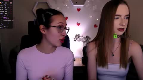 Mona  online show from 10-04-25, 07:23