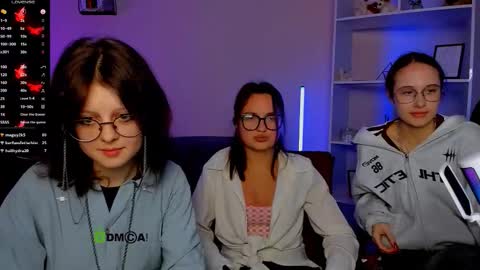 Mona  online show from 10-17-25, 08:11