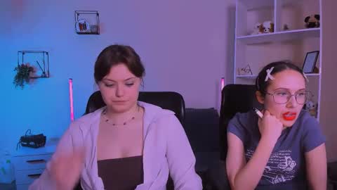 Mona  online show from 11-09-25, 08:07