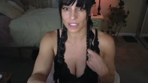 Snapshot of monalisa169 chatting on 07-06-26, 06:32 Mona online show from 07-06-26, 06:32