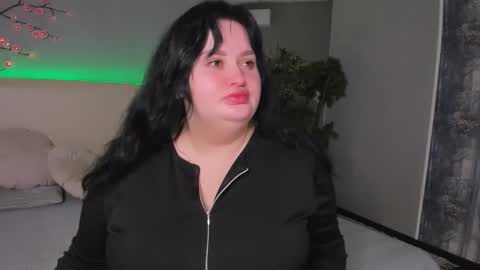 Monica online show from 02-22-26, 06:24