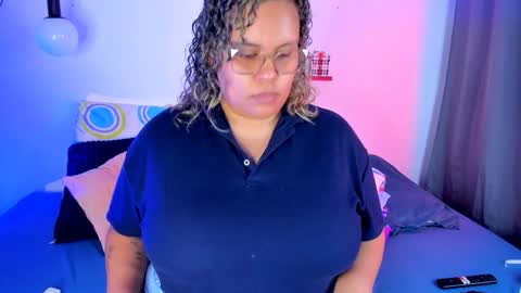 Snapshot of monica_bbw_ chatting on 01-31-25, 08:22 aleja independent model online show from 01-31-25, 08:22