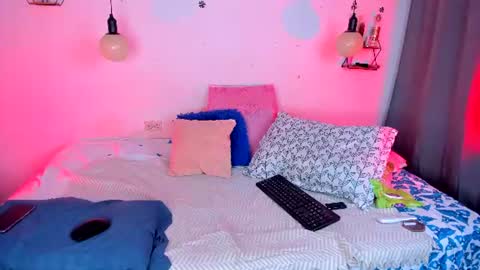 Snapshot of monica_bbw_ chatting on 06-25-26, 03:27 aleja independent model online show from 06-25-26, 03:27