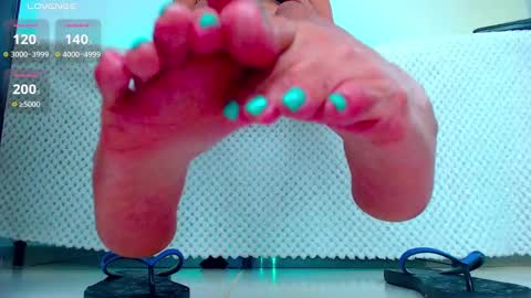 Snapshot of monica_walkert chatting on 12-27-24, 10:05 monica_walkert online show from 12-27-24, 10:05