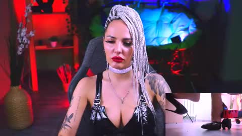 Monika online show from 02-11-25, 07:05