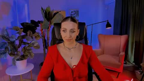 Snapshot of monicariley chatting on 06-02-26, 03:25 monicariley online show from 06-02-26, 03:25