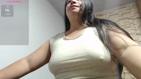 Snapshot of monickhotpri chatting on 05-28-26, 04:10 monickhotpri online show from 05-28-26, 04:10