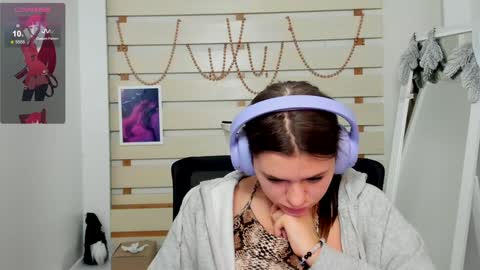 Monika online show from 01-12-25, 06:05