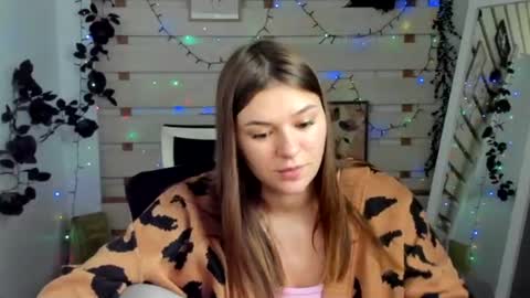 Monika online show from 04-06-26, 12:28