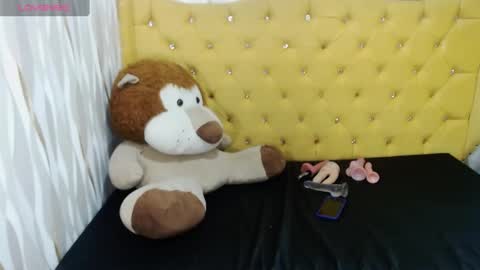 Snapshot of moniquehick chatting on 01-13-25, 11:17 Monica online show from 01-13-25, 11:17