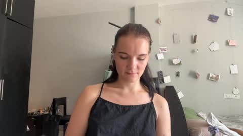 Rose online show from 04-12-26, 03:22