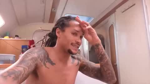 Snapshot of monkandmia chatting on 11-15-25, 01:18 Monk and Mia online show from 11-15-25, 01:18