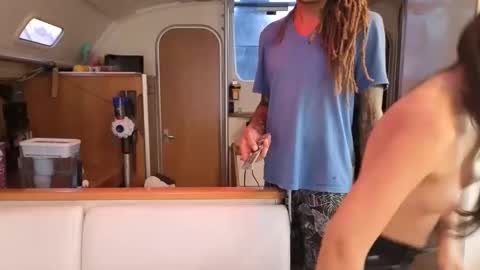 Snapshot of monkandmia chatting on 11-17-25, 04:35 Monk and Mia online show from 11-17-25, 04:35