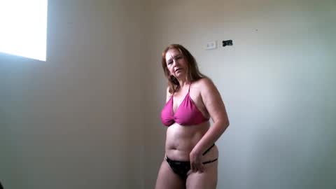 Snapshot of monserratsweet6 chatting on 10-04-25, 05:33 monserratsweet6 online show from 10-04-25, 05:33